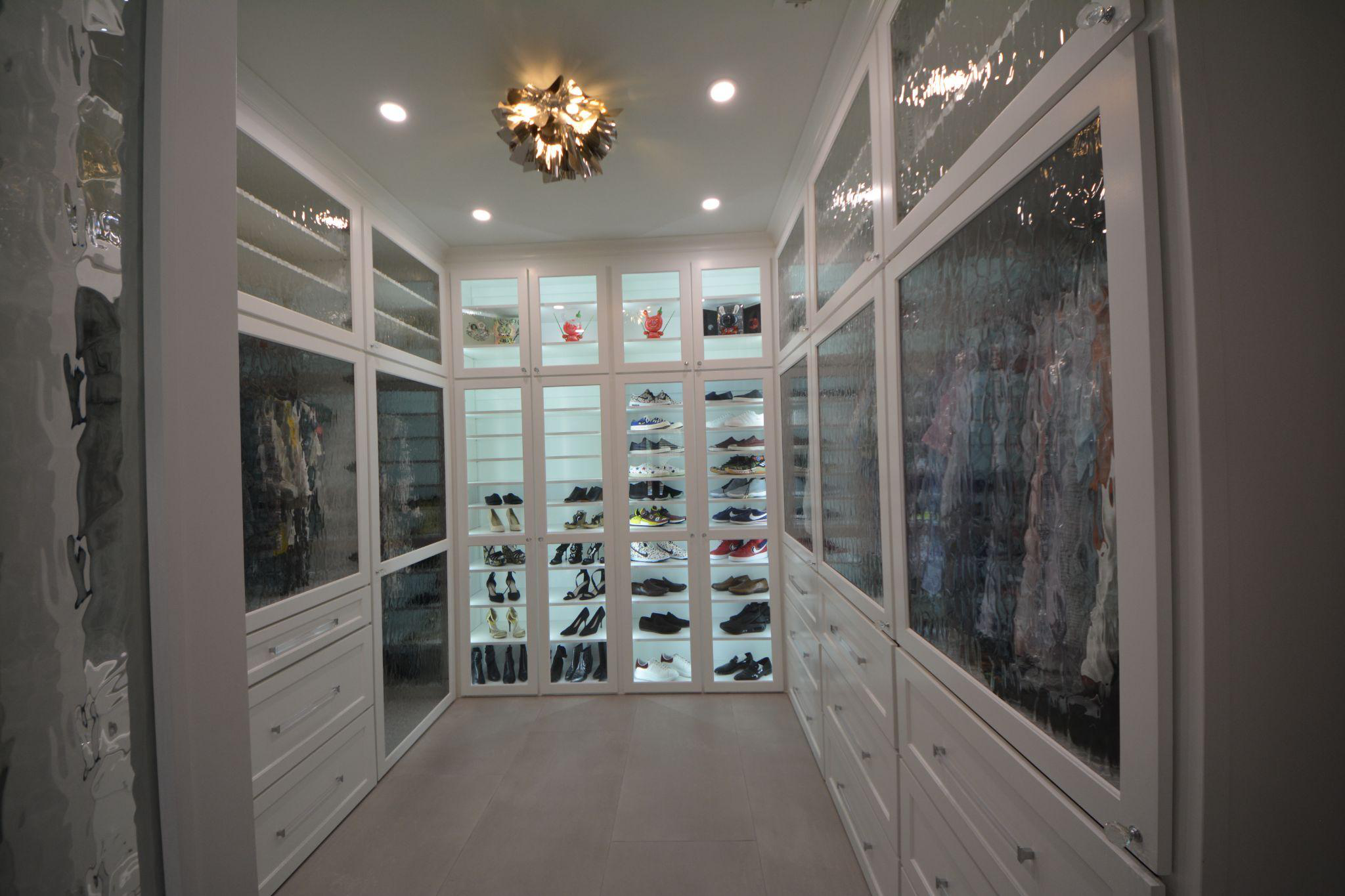 A master closet